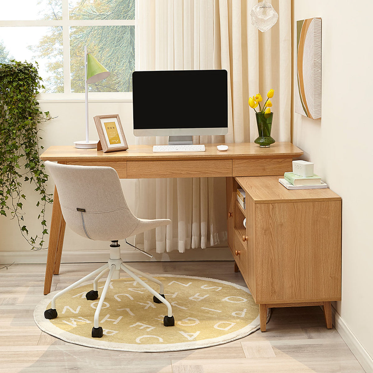 Stylish desk set Maruse