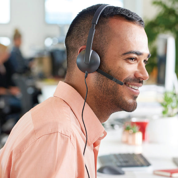 Speakers & Headsets